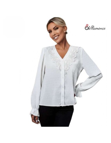 Blusa de Mujer con Topos y Bordado